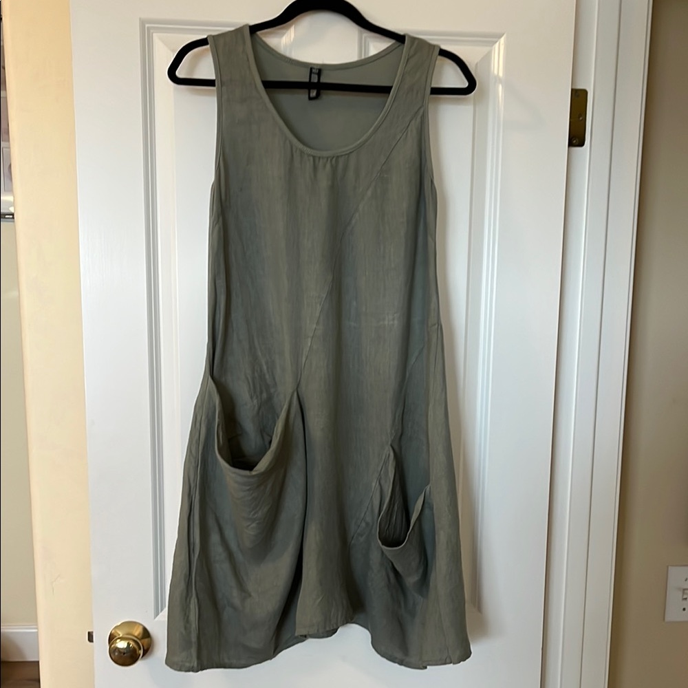 Elegant Green  Sleeveless dress